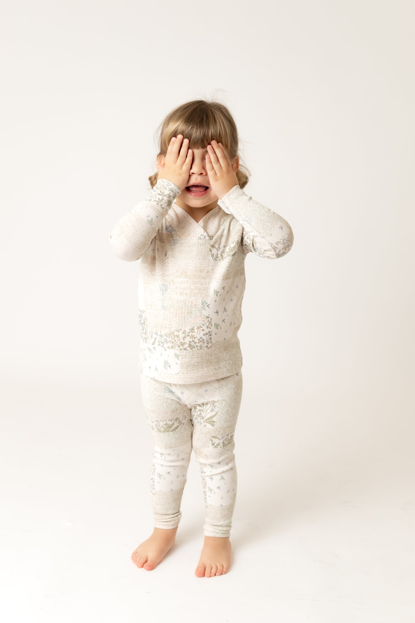 Organic Paper Print Loungewear - Girl