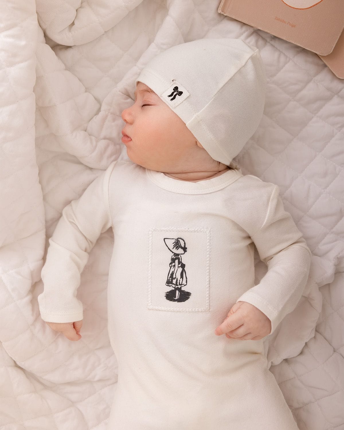 The Little Girl and Her Sun Bonnet