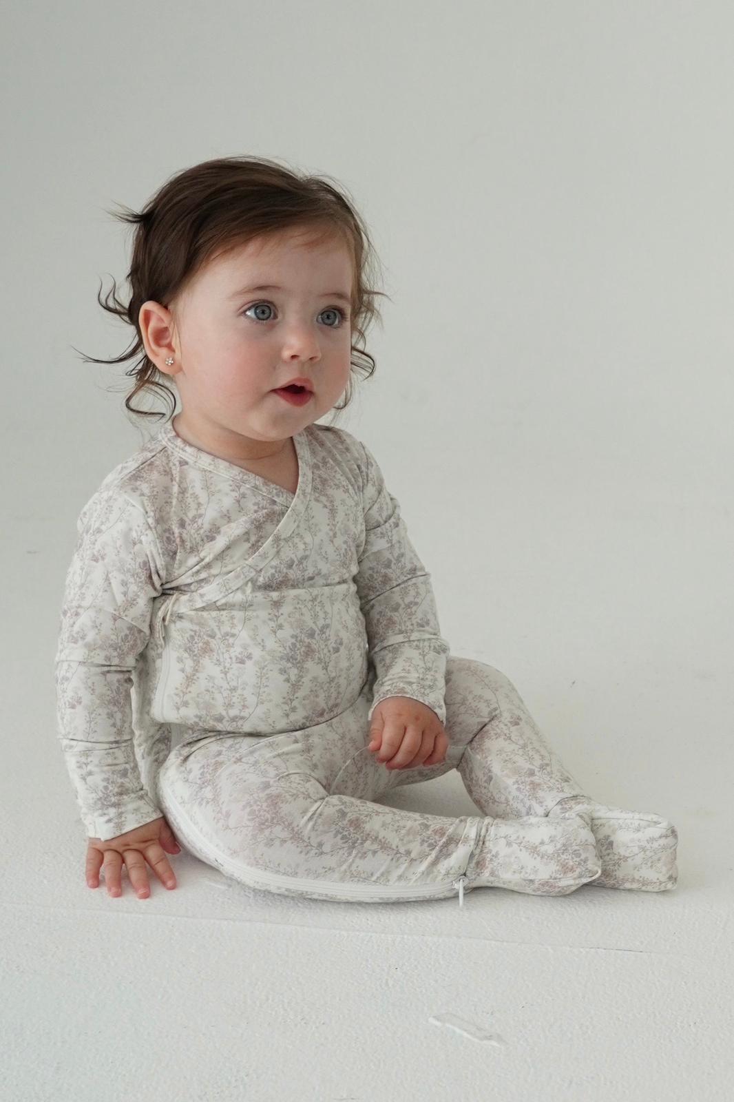 Delicate Neutral Branches Footie