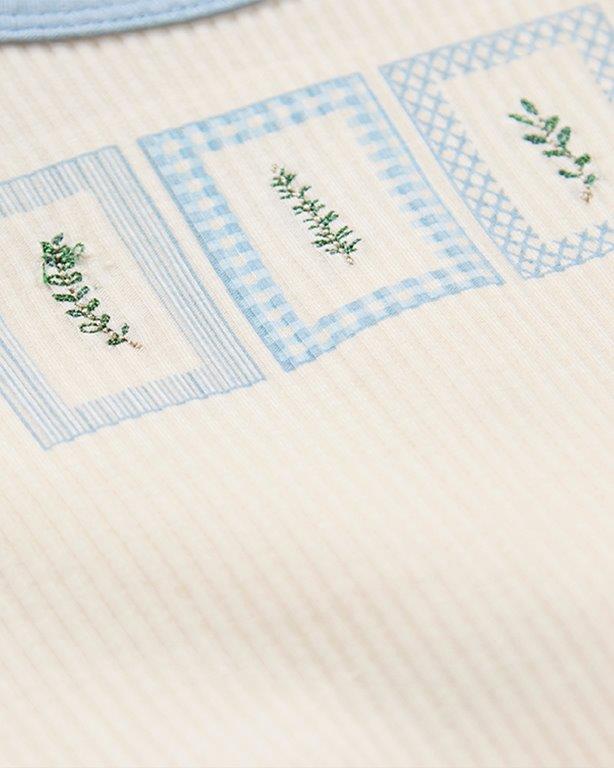 Framed Foliage Footie