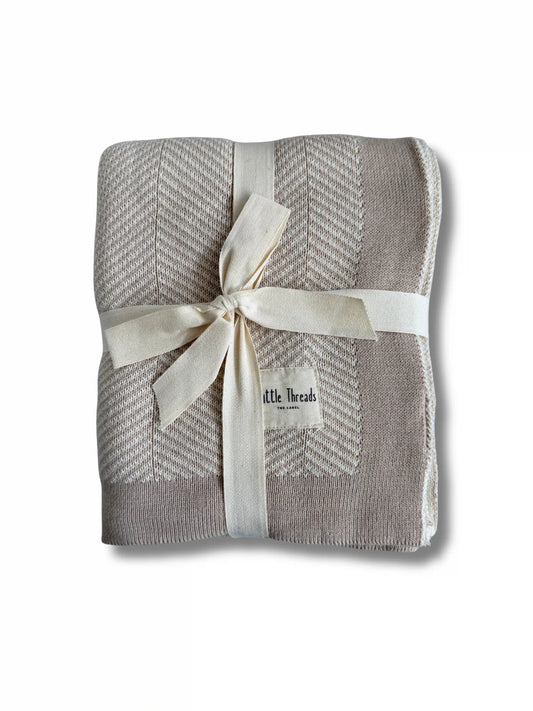 Oat Cream Herringbone Knit Blanket