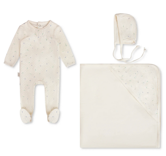 Ribbed Leaf Layette Set